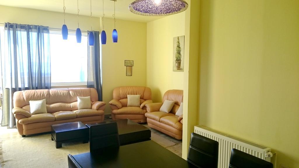 Suzi Donkey Farm With Seaview Apartment