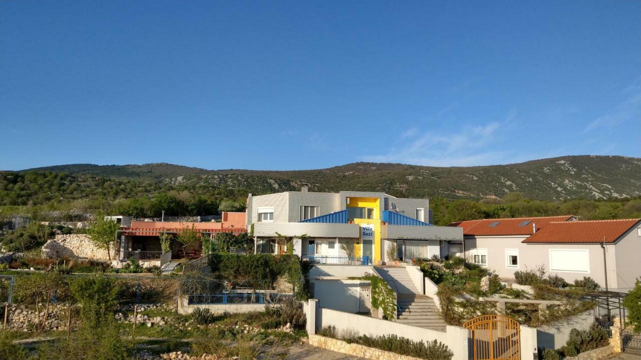 Suzi Donkey Farm With Seaview Apartment Smrika