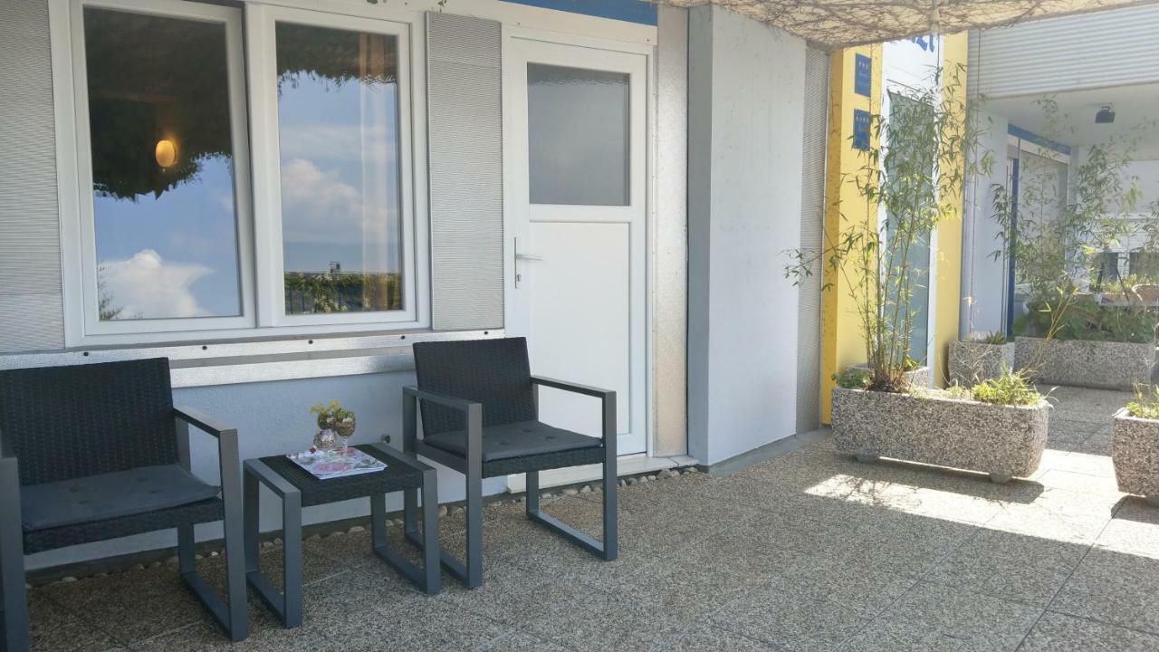Apartment Suzi Donkey Farm With Seaview Smrika