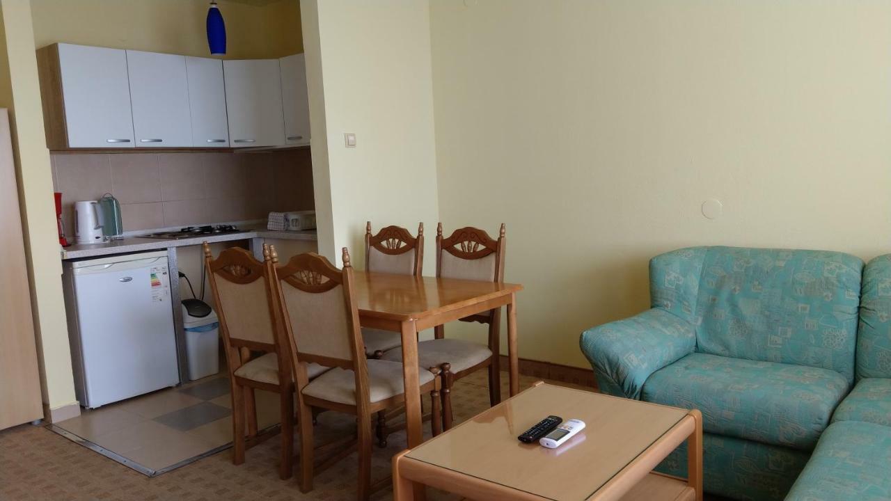 Apartment Suzi Donkey Farm With Seaview